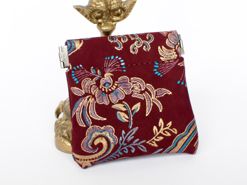 Skórzane etui na różaniec (w kwiaty)