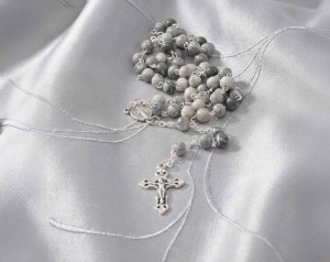 Różaniec (jaspis szary)